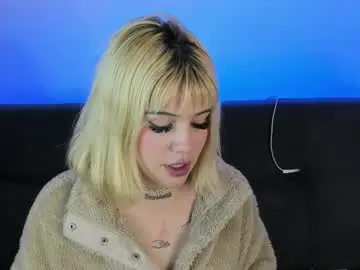 Chaturbate Best live sex cam show of samantha_browwnn