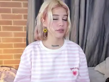 Chaturbate Live Sex of samantha_browwnn