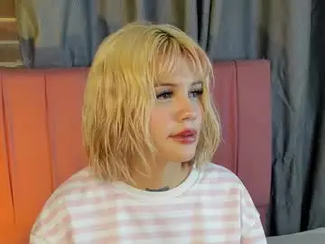 Chaturbate Live Sex of samantha_browwnn