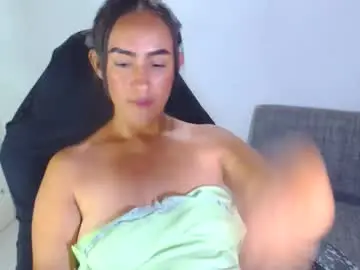 Chaturbate Live Sex Cam of angie_dreamgirl