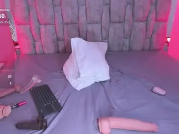 Chaturbate Adult Webcam of claireuwu1