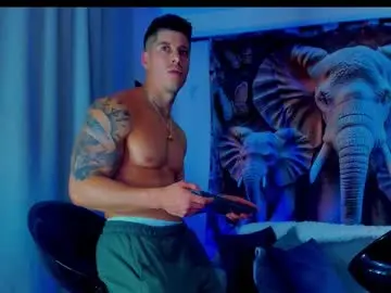 Chaturbate Live Sex Cam of lukas_green1