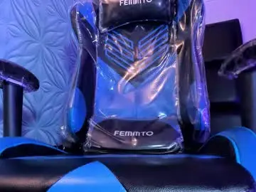 Chaturbate Free Live Porn of milk_max18