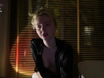 Chaturbate Free Porn Cam of yournaughtymiss