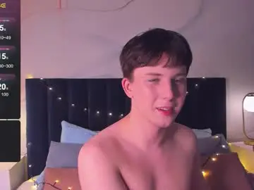 Chaturbate Free Porn Cam of adrianoaubert