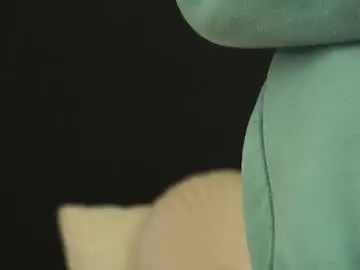 Chaturbate Live Sex Cam of alexiss_texxxas