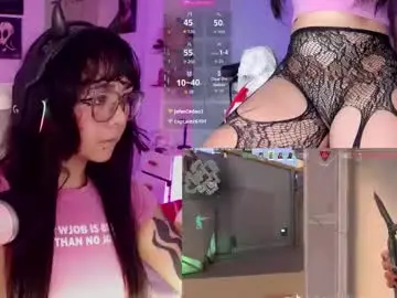 Chaturbate Watch Live Sex Cams of black_viperr