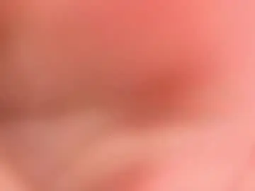 Chaturbate Live Sex Cam of carolannkrager