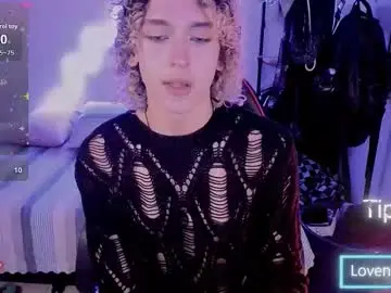 Chaturbate Live Porn of lyric_mirage