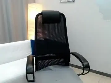 Chaturbate Live Sex Cam of pion_s
