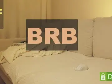 Chaturbate Adult Webcams of shypeachmaru