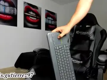 Chaturbate Sex Cam of crisgutierrez