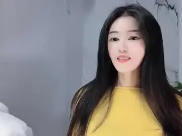 Chaturbate Live Sex Cam of happysweety1688