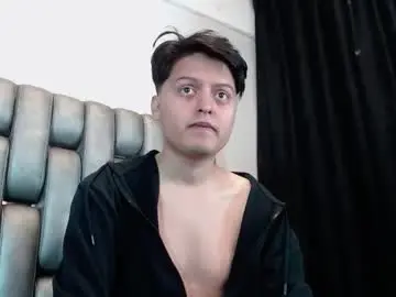 Chaturbate Free Live Porn of kevin_charless