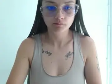 Chaturbate Private Sex Chat of lilcoralinne_0