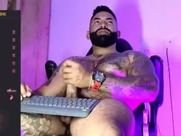 Chaturbate Sex Cam of max__prada