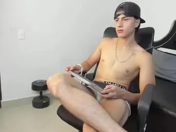 Chaturbate Free Live Porn of landercruz