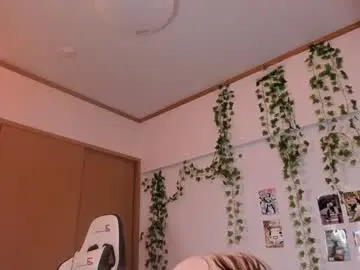 Chaturbate Free Live Porn of vivian_qwerty