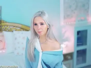 Chaturbate Free Live Porn of amoramias