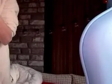 Chaturbate Adult Webcams of karoline121