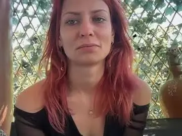 Chaturbate Live Sex of karoline121