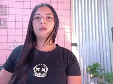 Chaturbate Live Porn of mensia_hernandez