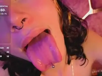 Chaturbate Watch Live Sex Cams of samantaa_liov