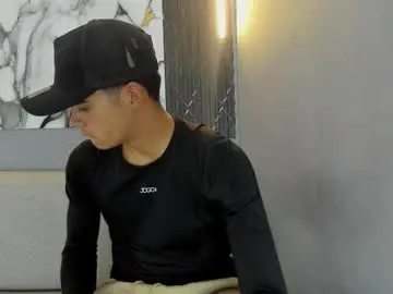 Chaturbate Nude Webcam of samuel_wyatt