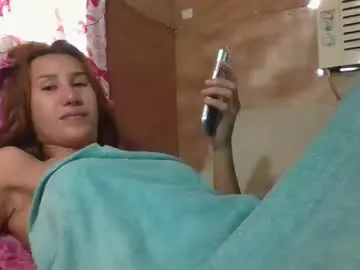 Chaturbate Live Sex Cam of thaliaisslut
