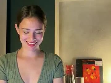 Chaturbate Live Sex Cam of hannahinto