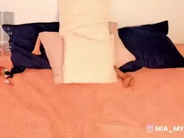 Chaturbate Sex Cam of mia_mystic_