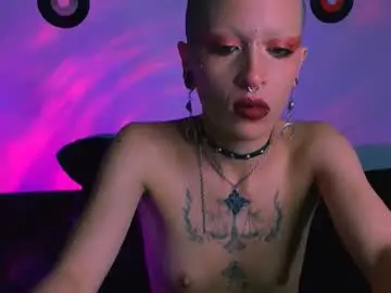 Chaturbate Free Live Porn of plutonbluemoon_999