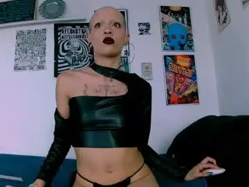 Chaturbate Sex Cam of plutonbluemoon_999