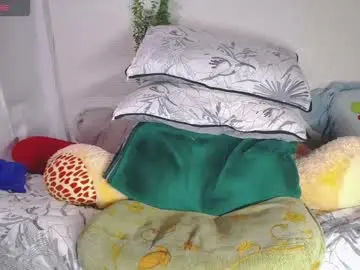 Chaturbate Sex Chat of rosalynda_collen