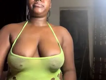 Chaturbate Nude Webcam of ebonysquirt_xx