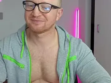 Chaturbate Watch Live Sex Cams of kevintyler69