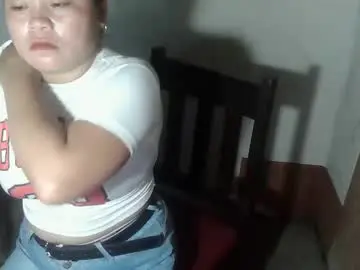 Chaturbate Live Sex Cam of asian_rovie