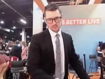 Chaturbate Live Sex Cam of bigjohnny550