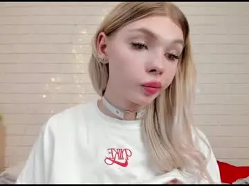 Chaturbate Sex Chat of blondy_fina