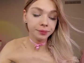 Chaturbate Free Live Porn of blondy_fina