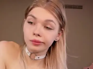 Chaturbate Sex Cam of blondy_fina