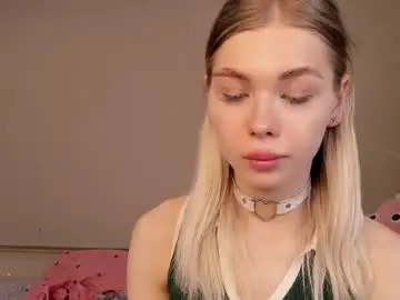 Chaturbate Best live sex cam show of blondy_fina