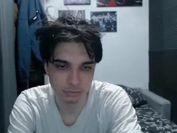 Chaturbate Live Sex Cam of cris_peace