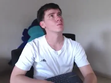 Chaturbate Watch Live Sex Cams of harry_brown2324