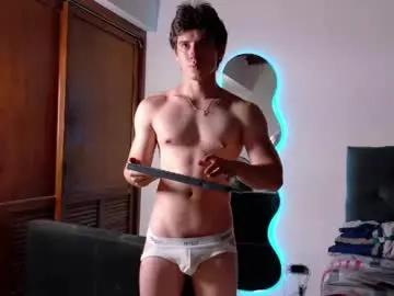 Chaturbate Nude Webcam of harry_brown2324