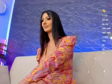 Chaturbate Live Sex Cam of maya_lisa