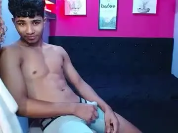 Chaturbate Adult Video Chat of bitch_destroy