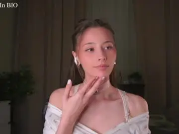 Chaturbate Nude Webcam of falinecrosthwaite