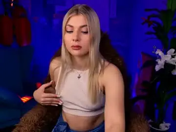 Chaturbate Best live sex cam show of hyileyclark