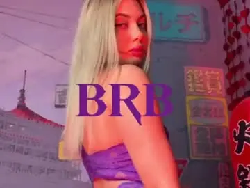 Chaturbate Watch Live Sex Cams of hyileyclark